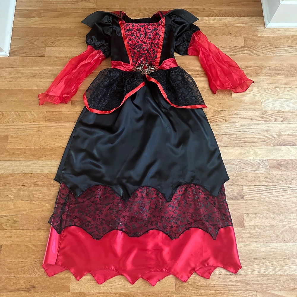 Vampire Queen Costume Black Red Childs XL 14-16 yrs.